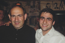 Դու գտար լուծումը, երբ ուրիշները միայն խնդիր էին տեսնում և որտեղ մյուսները հանձնվեցին, դու շարունակեցիր