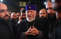 Կտրիճը հերթական թատրոնն է բեմադրելու