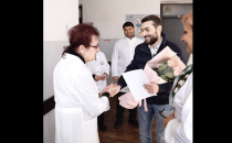 50 տարի` որպես բժիշկ-թերապևտ. անակնկալ այց` վաստակաշատ Հասմիկ Ժամհարյանին