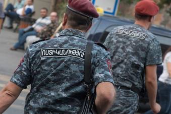 Կրակոցներ Գրողների միության մոտ. կա վիրավոր