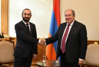 Արարատ Միրզոյանը շնորհավորել է նախագահ Արմեն Սարգսյանին ծննդյան տարեդարձի կապակցությամբ