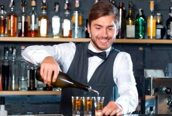 Անգլիայում վերաբացվում են փաբերը, ռեստորաններն ու վարսավիրանոցները