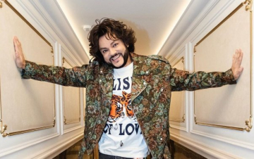 «Ինչպես միշտ շքեղ». Ֆիլիպ Կիրկորովը նոր ջինսե տաբատով զարմացրել է երկրպագուներին