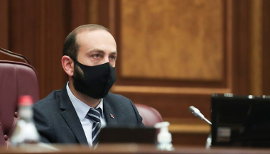 Արարատ Միրզոյանը բոլոր պատգամավորներին, բացի իրենից, 30 օր արձակուրդ է տրամադրել