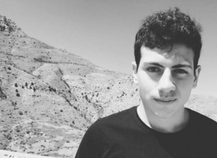 Մեր գրականությունը ոնց որ ինչ-որ տեղա գնում. Աշոտ Փաշինյան