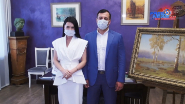 Ավագյանների ընտանիքը թանկարժեք կտավ նվիրաբերեց ՀՀ Ազգային Պատկերասրահին. տեսանյութ