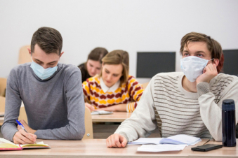 Ռուսաստանի բուհերում սեպտեմբերի 1-ից պաշտպանիչ դիմակների կրելը պարտադիր կլինի