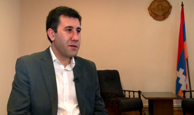 Ջերմուկի արձանները. Ռուբեն Մելիքյան