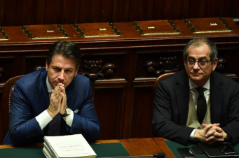 Իտալացի պատգամավորները ստացել են համավարակից տուժած քաղաքացիների համար նախատեսված պետական աջակցության գումարները