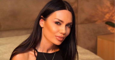 Արփի Գաբրիելյանի նուրբ դիմահարդարումը. լուսանկար