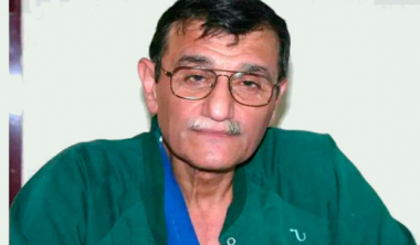  Արմեն Սարգսյանը պարգեւատրել է բժիշկ Հագոպ  Հովագուիմիանին Հայրենիքի շքանշանով