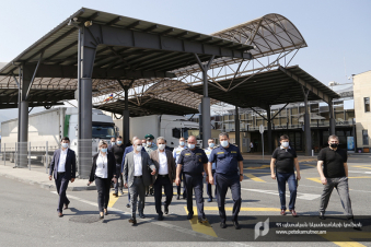 ՊԵԿ նախագահ Էդվարդ Հովհաննիսյանն աշխատանքային այցով եղել է Բագրատաշենի մաքսակետում