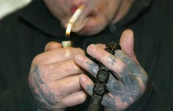 Քրեական ենթամշակույթի հանցակազմերով առաջին քրեական գործը 12 անձի վերաբերյալ մեղադրական եզրակացությամբ ուղարկվել է դատարան