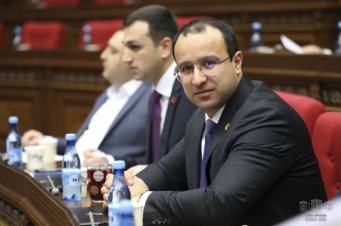 Օրենքը մի շարք հարցեր կլուծի. Հայկ Սարգսյանը՝ չծառայածներին պատասխանատվությունից ազատելու նախագծի մասին. տեսանյութ