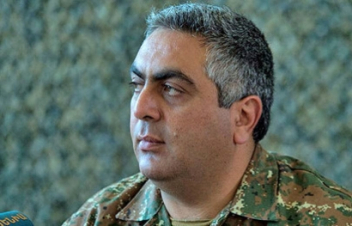 Մեր դիվիզիաներից մեկի հրետանու պետի զոհվելը ևս սուտ է. Արծրուն Հովհաննիսյան