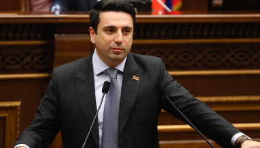 Հակառակորդը խուճապի եզրին է. Ալեն Սիմոնյան