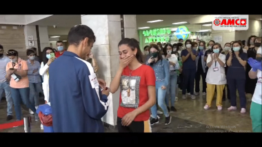  Հայ քաջորդին ամուսնության առաջարկ է անում սիրելիին հենց հիվանդանոցում