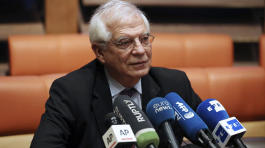 Ժոզեպ Բորելը Եթովպիա կատարած ուղեւորությունից հետո ինքնամեկուսացել է