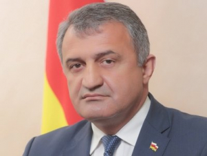 Հարավային Օսիայի նախագահը վարակվել է կորոնավիրուսով