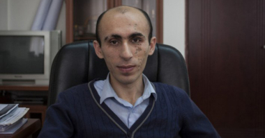 Արցախի ՄԻՊ Արտակ Բեգլարյանի ճեպազրույցը` ուղիղ