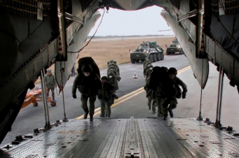 Խաղաղապահ ասվածը երկարաժամկետ է հնչում. Վլադիմիր Սոլովյովի անդրադարձը ԼՂ շուրջ պայմանավորվածություններին