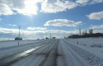 Հայաստանի որոշ ճանապարհներ դժվարանցանելի են, առկա է մերկասառույց, Արագածոտնում ու Կոտայքում ձյուն է տեղում