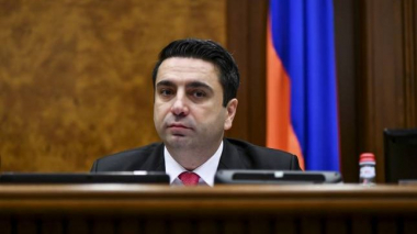 Արարատ Միրզոյանն անձամբ արգելել է անվտանգությանը զենք կիրառել. Ալեն Սիմոնյանը՝ միջադեպի մասին