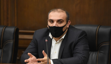 Ժողովրդի տարբեր մասեր կարող են միաժամանակ տարբեր բաներ պահանջել․ Համազասպ Դանիելյան 