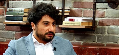 Հանրապետության հրապարակում, որ կրակ վառեք, զգույշ եղեք ձեր թանկարժեք շուբաները չվառվի