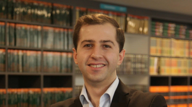 Ո՞վ է ստանձնում Տիգրան Ավինյանի մամուլի քարտուղարի պարտականությունները