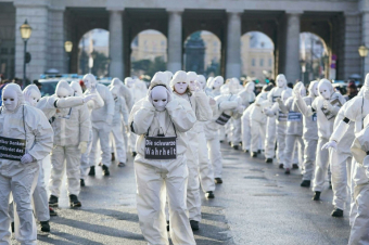 Վիեննայում խոշորածավալ բողոքի ակցիա է ընթանում՝ կորոնավիրուսով պայմանավորված սահմանափակումների դեմ  