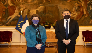 Դեսպան Պարույր Հովհաննիսյանը հանդիպել է Ստրասբուրգի քաղաքապետ Ժանն Բարսեղյանի հետ