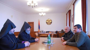 Արայիկ Հարությունյանն ընդունել է Արցախի թեմի նորանշանակ առաջնորդ Վրթանես եպիսկոպոս Աբրահամյանին