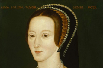 Հրապարակվել է բրիտանացի թագուհու մասին աղմկահարույց սերիալի առաջին կադրը. գլխավոր դերում սևամորթ դերսանուհի է  