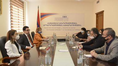 Ռուստամ Բադասյանը քաղհասարակության ներկայացուցիչների հետ քննարկել է համատեղ ուժերով բարեփոխումներին նոր թափ հաղորդելու հնարավորությունը