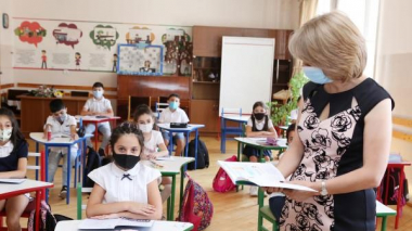 Կրճատումներ՝ դպրոցներում. Ովքեր կկրճատվեն. «Ժամանակ»