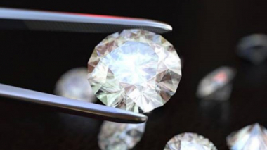 ՊԵԿ-ը հայտնաբերել է մաքսային հսկողությունից թաքցված 2030 ադամանդե քար