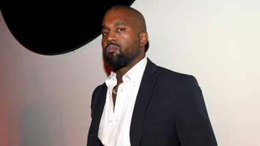 Ամուսնալուծության համար փաստաթղթերը ներկայացնելուց օրեր առաջ Քանյե Ուեսթը փորձել է վաճառել Քիմ Քարդաշյանի զարդերը