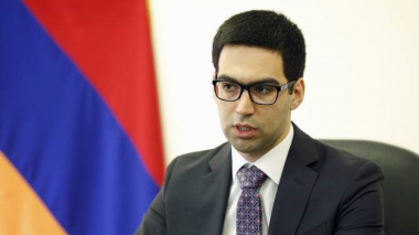 Ռուստամ Բադասյանը ներկայացրել է հանրային ծառայությունների մատուցման ոլորտի բարեփոխումները