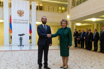 Տեղի է ունեցել Արարատ Միրզոյանի և Վալենտինա Մատվիենկոյի հեռախոսազրույցը