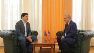 Արցախի ԱԺ-ն հյուրընկալել է Հայաստանում ՄԻԵԴ-ի ներկայացուցչի գլխավորած պատվիրակությանը