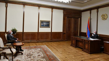 Արմեն Սարգսյանը հանդիպել է ՀԴԿ նախագահ, «Երրորդ ուժ» քաղաքացիական նախաձեռնության ներկայացուցիչ Արամ Սարգսյանի հետ