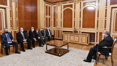 Արմեն Սարգսյանը հանդիպել է Ազգային-ժողովրդավարական բևեռի խորհրդի անդամների հետ