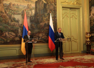 Ավարտվել է Լավրով-Այվազյան հանդիպումը