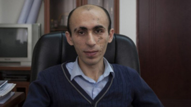 ՇՆՈՐՀԱՎՈՐ ՈՒ ՇՆՈՐՀԱԿԱԼՈՒԹՅՈՒՆ բոլոր մայրերին ու կանանց․ Արտակ Բեգլարյան