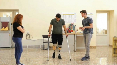 «Հայաստան» հիմնադրամը ներկայացրել է պրոթեզավորում ստացած հայրենիքի պաշտպան Արամ Արզումանյանի պատմությանը