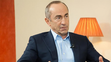 Ռոբերտ Քոչարյանը ցուցակի առաջին կին թեկնածուի փնտրտուքի մեջ է. «Հրապարակ»