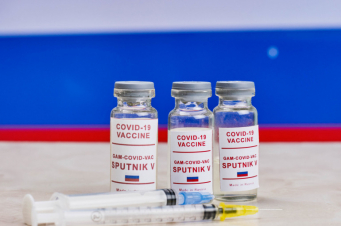 «Լազարյան ակումբը» 7500 կրկնակի դեղաչափ «Սպուտնիկ V» պատվաստանյութ է ուղարկել Արցախի բնակչության համար