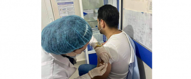 Արմավիրի մարզպետ Համբարձում Մաթեւոսյանը եւս պատվաստվել է կորոնավիրուսի դեմ