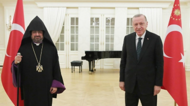 Էրդողանը հանդիպել է Պոլսո հայոց պատրիարքի և փոքրամասնությունների ներկայացուցիչների հետ